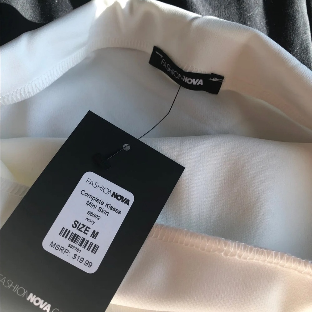 Fashion nova white mini skirt